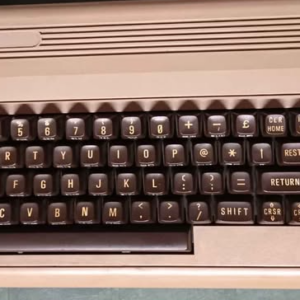 Hill's Prescription Diet c/d Multicare Spezzatino al Pollo e Verdure 82g per Gatti